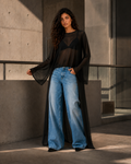 Blusón Áurea negro de gasa para mujer, vista editorial
